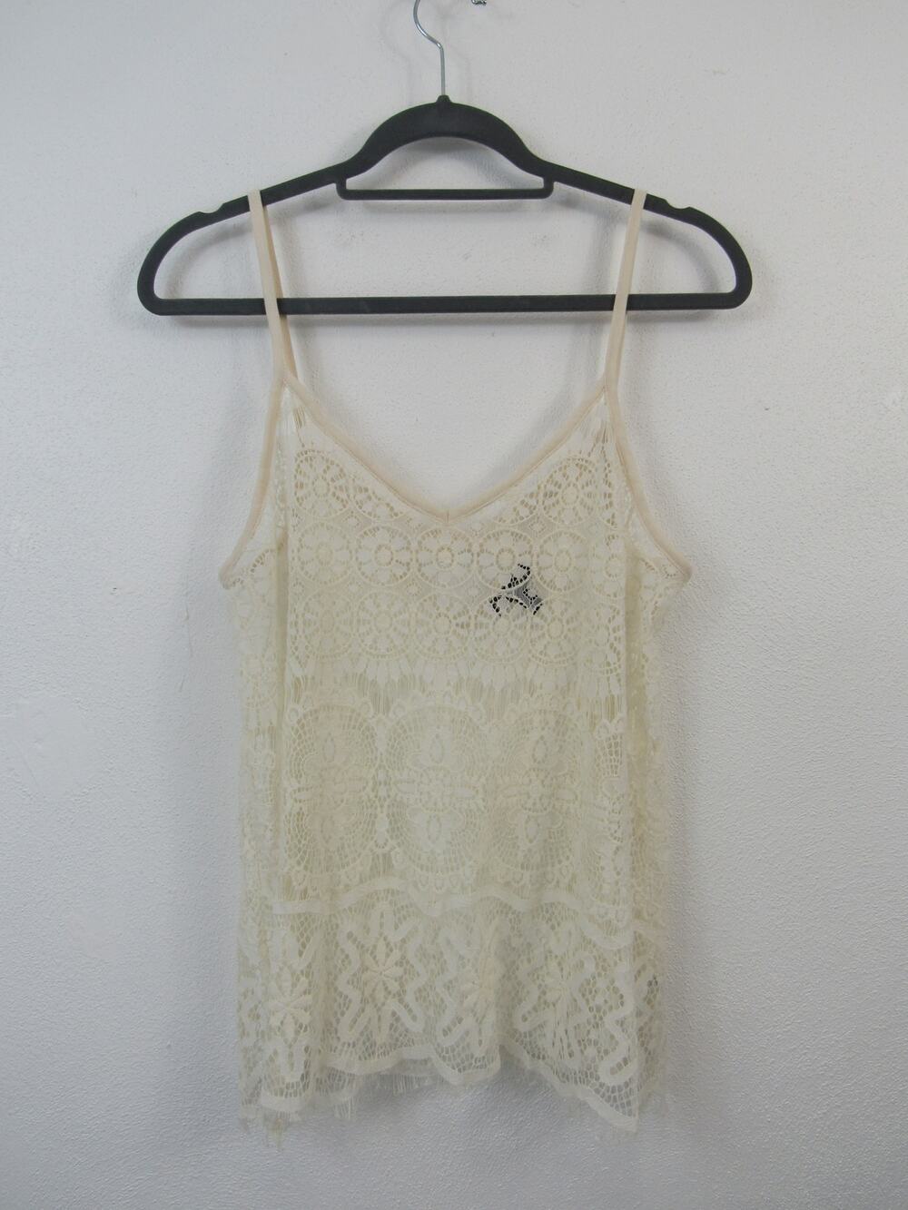 Express Small Cream Tank Top Flowers Open Knit Unconventional Lace Pattern